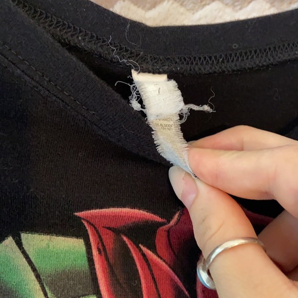 Chained Heart VEGAS Top - Picture 5 of 6